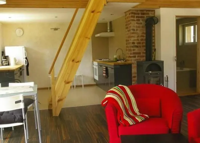 Сasa de vacaciones In Mit Terrasse Und Garten By Interhome *