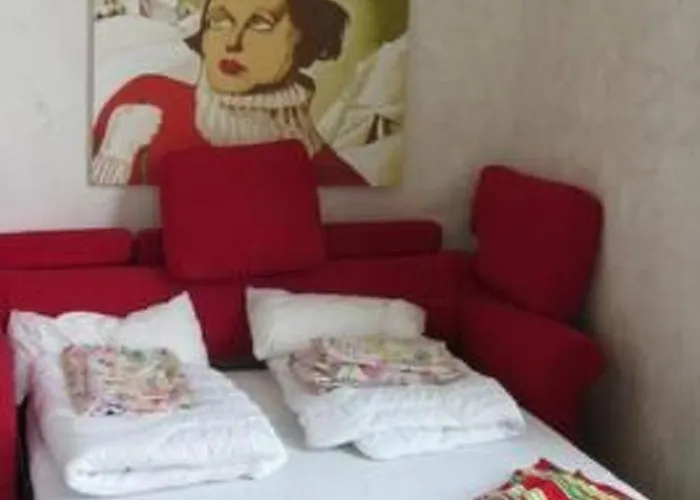 Сasa de vacaciones In Mit Terrasse Und Garten By Interhome *