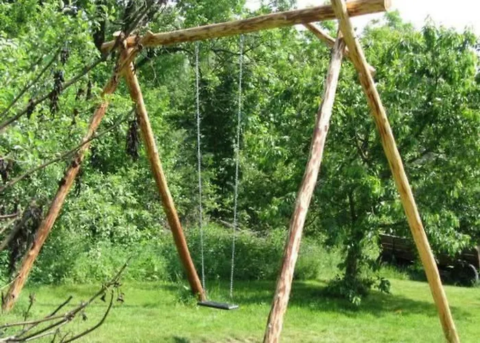 In Mit Terrasse Und Garten By Interhome Сasa de vacaciones Mirsk